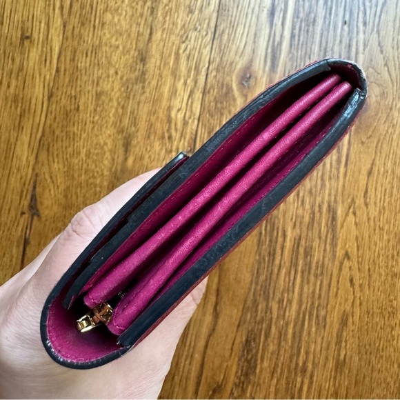 Louis Vuitton Vernis Sarah Wallet - Picture 9 of 12